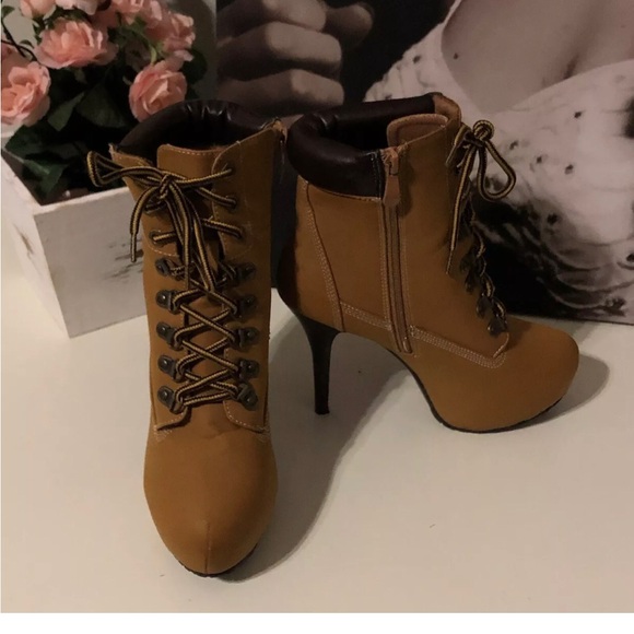 Wet Seal ~ Tan Ankle Boot Stiletto~ size 6 - Picture 3 of 16